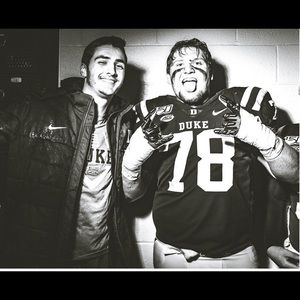 Meet your Posher, Casey